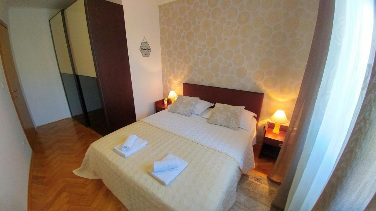 Apartment Deluxe Sea View Сплит Экстерьер фото