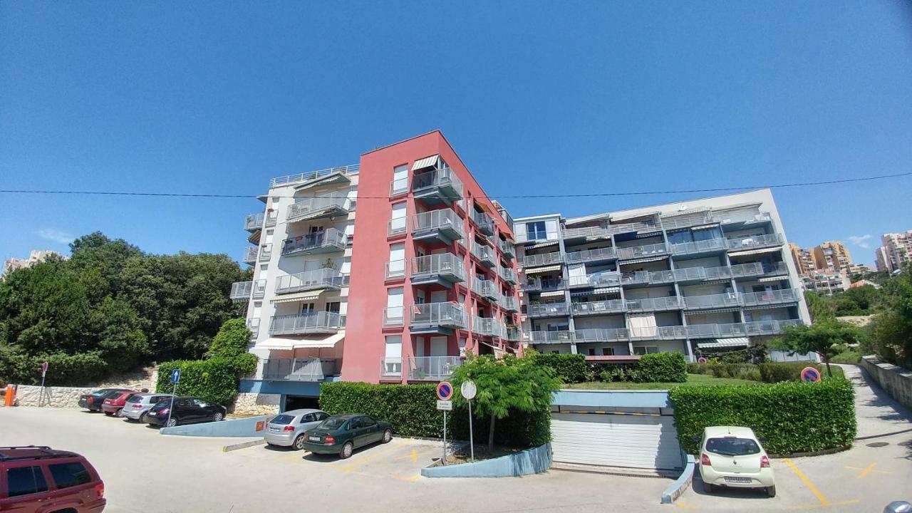 Apartment Deluxe Sea View Сплит Экстерьер фото